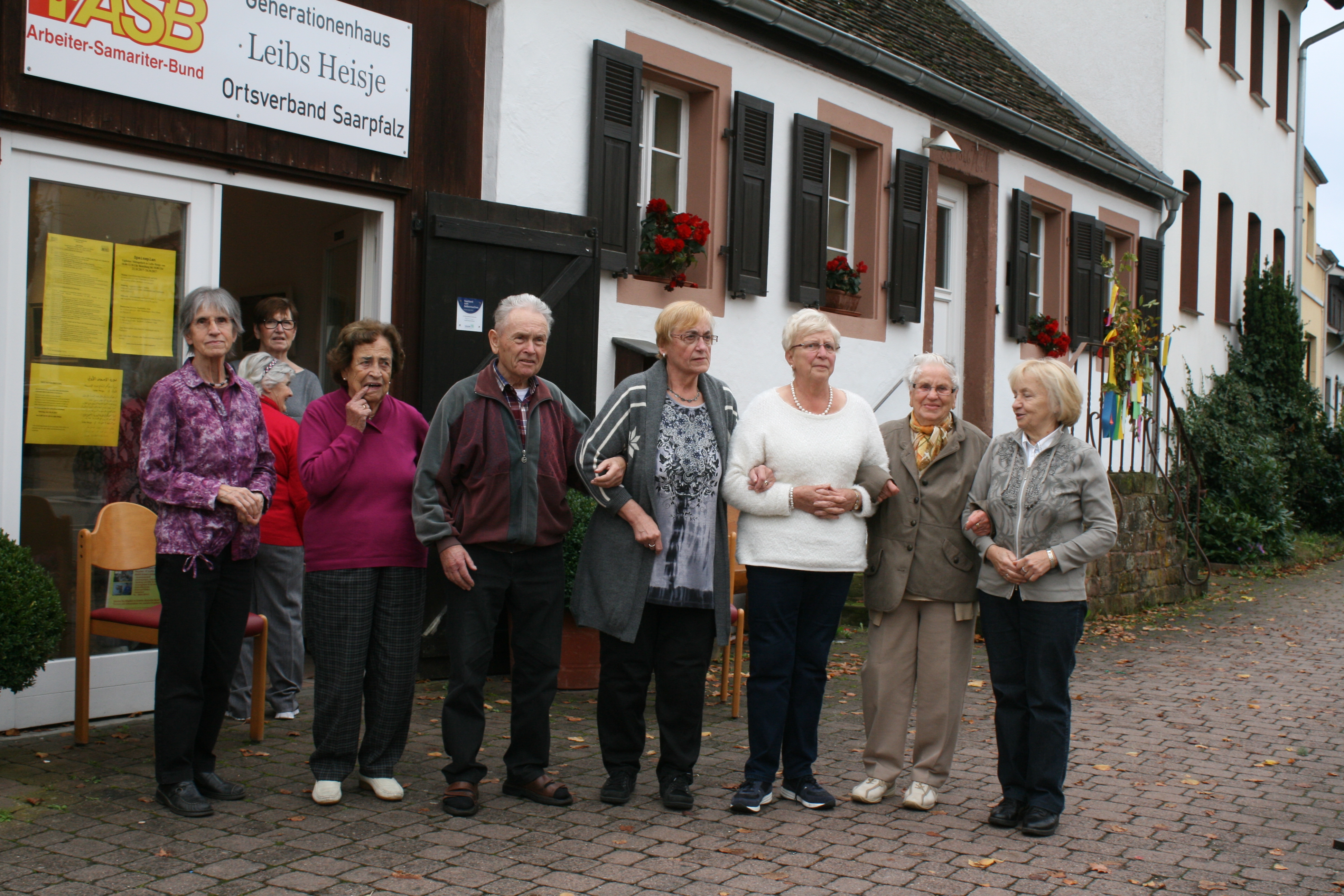 Alte Fotos in Leibs Heisje zur traditionellen Kirmes in Limbach