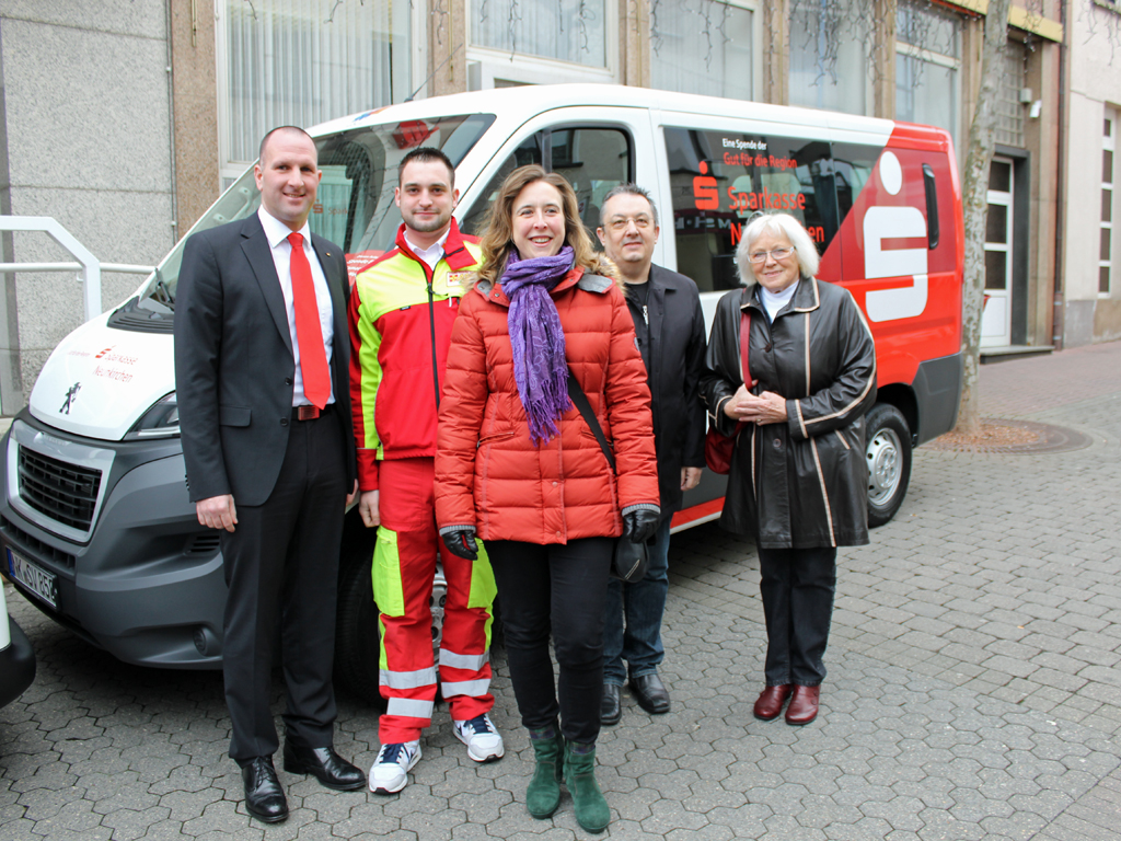 Fahrzeugspende für den ASB OV Neunkirchen