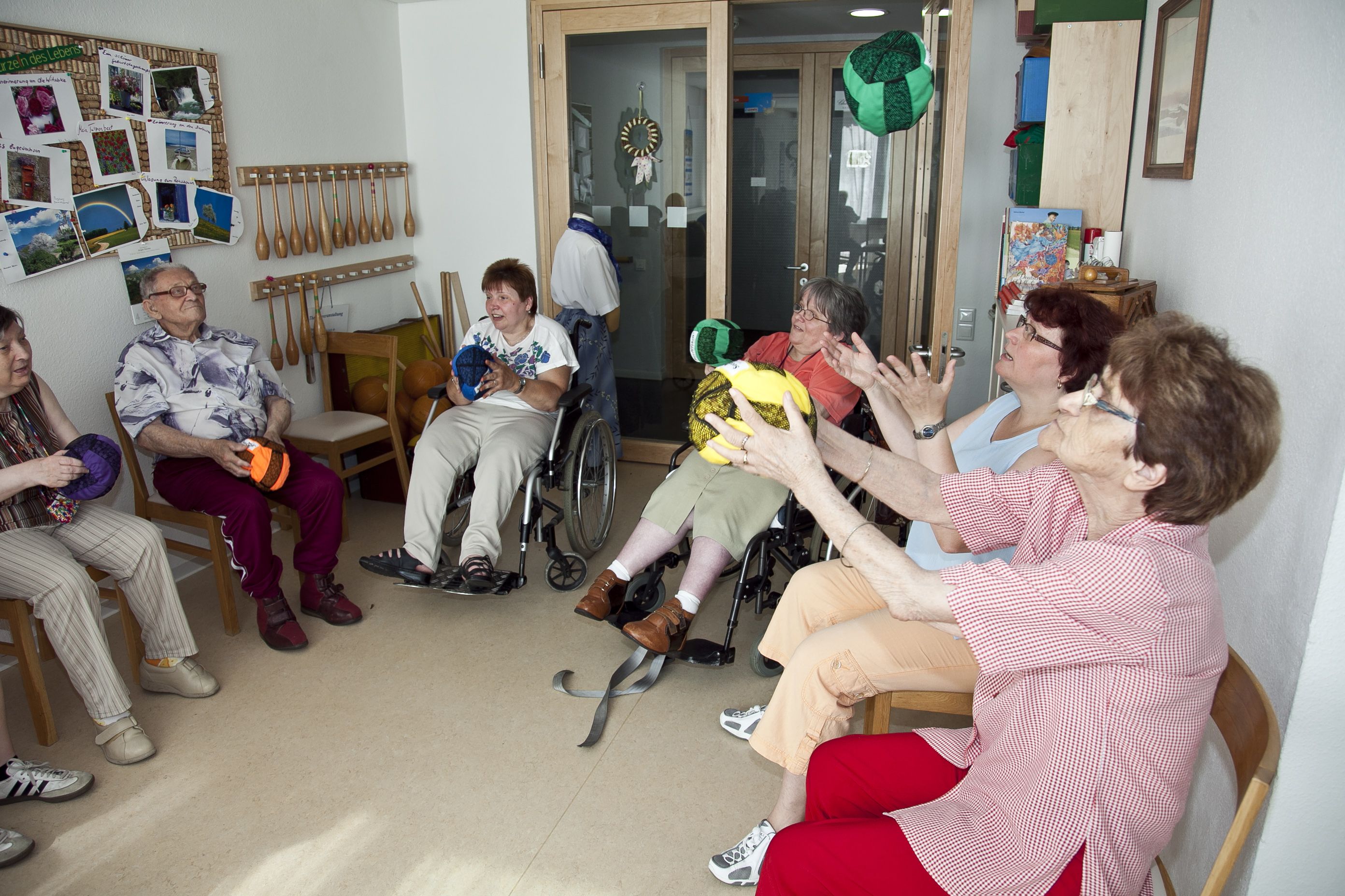  Aktivierungstherapie für Menschen mit Demenz im Seniorenheim St. Andreas