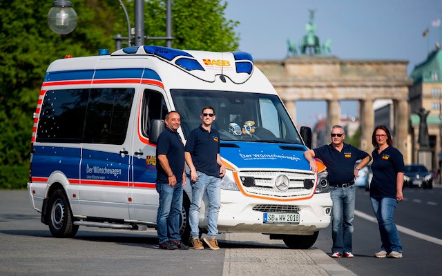 Der Wünschewagen unterwegs in Berlin